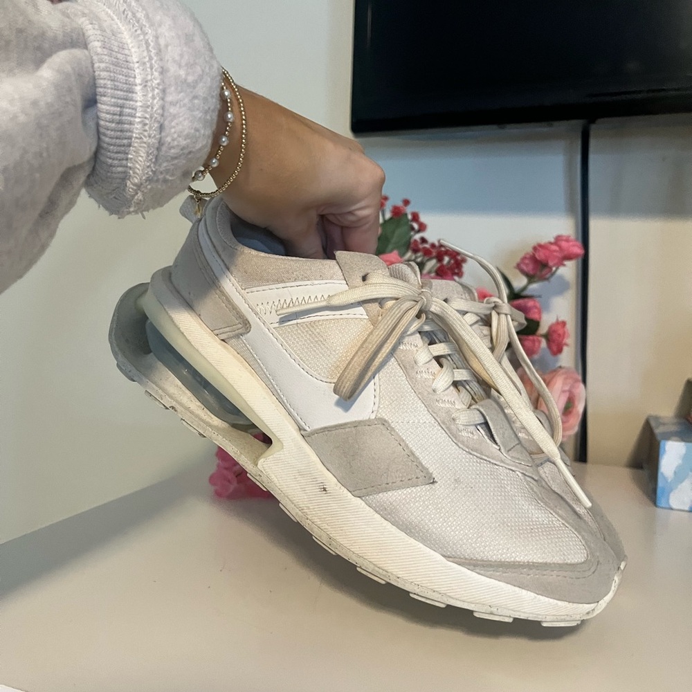 Nike Women’s Air Max